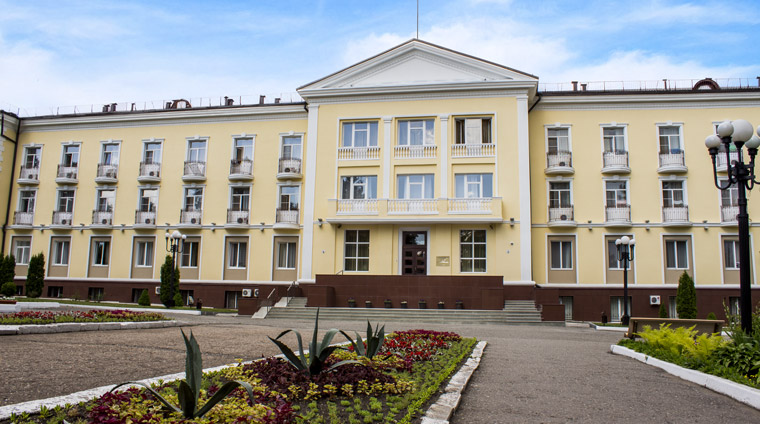 Здание корпуса санатория Сеченова в Ессентуках