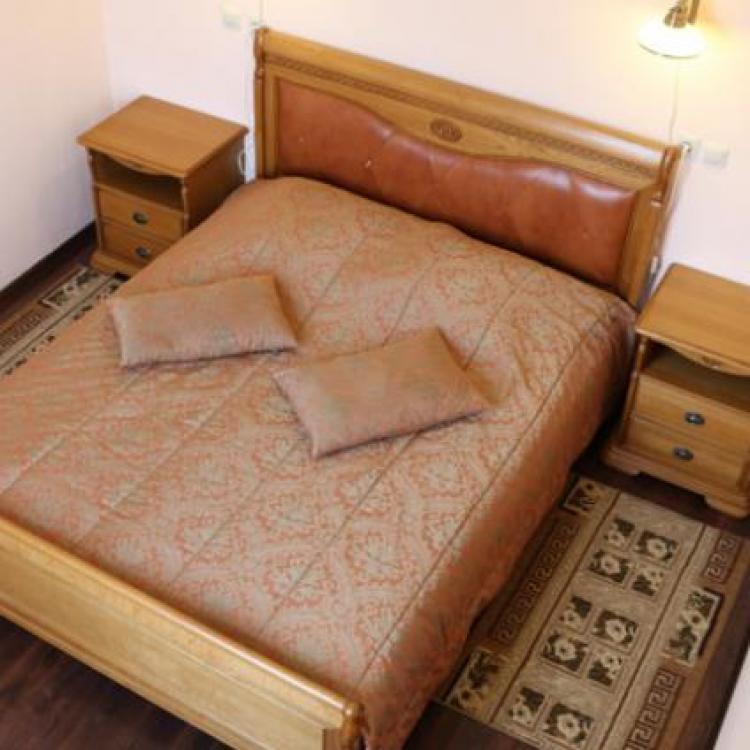Спальня 2 местного 2 комнатного Люкса № 421 санатория Сеченова в Ессентуках