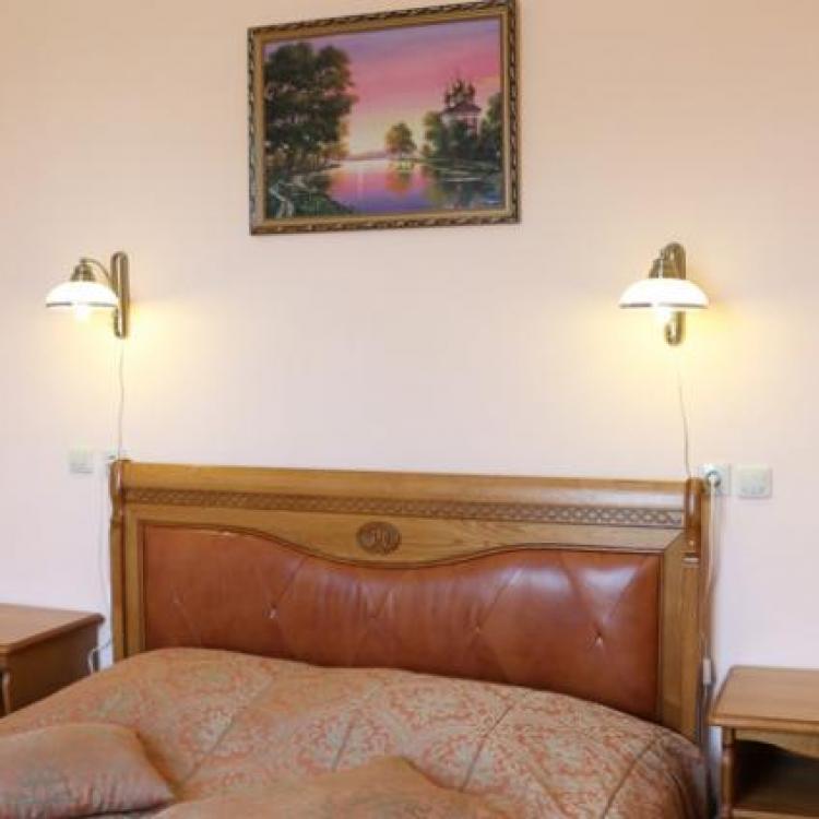 Спальные места в 2 местном 2 комнатном Люксе № 421 санатория Сеченова в Ессентуках