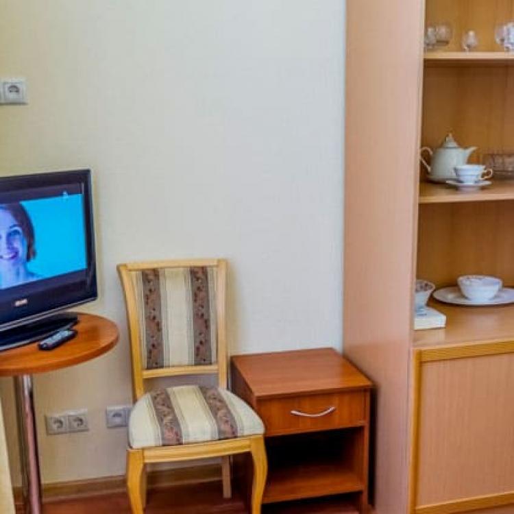 Оснащение гостиной 2 местного 2 комнатного Полулюкса в санатории Сеченова. Ессентуки